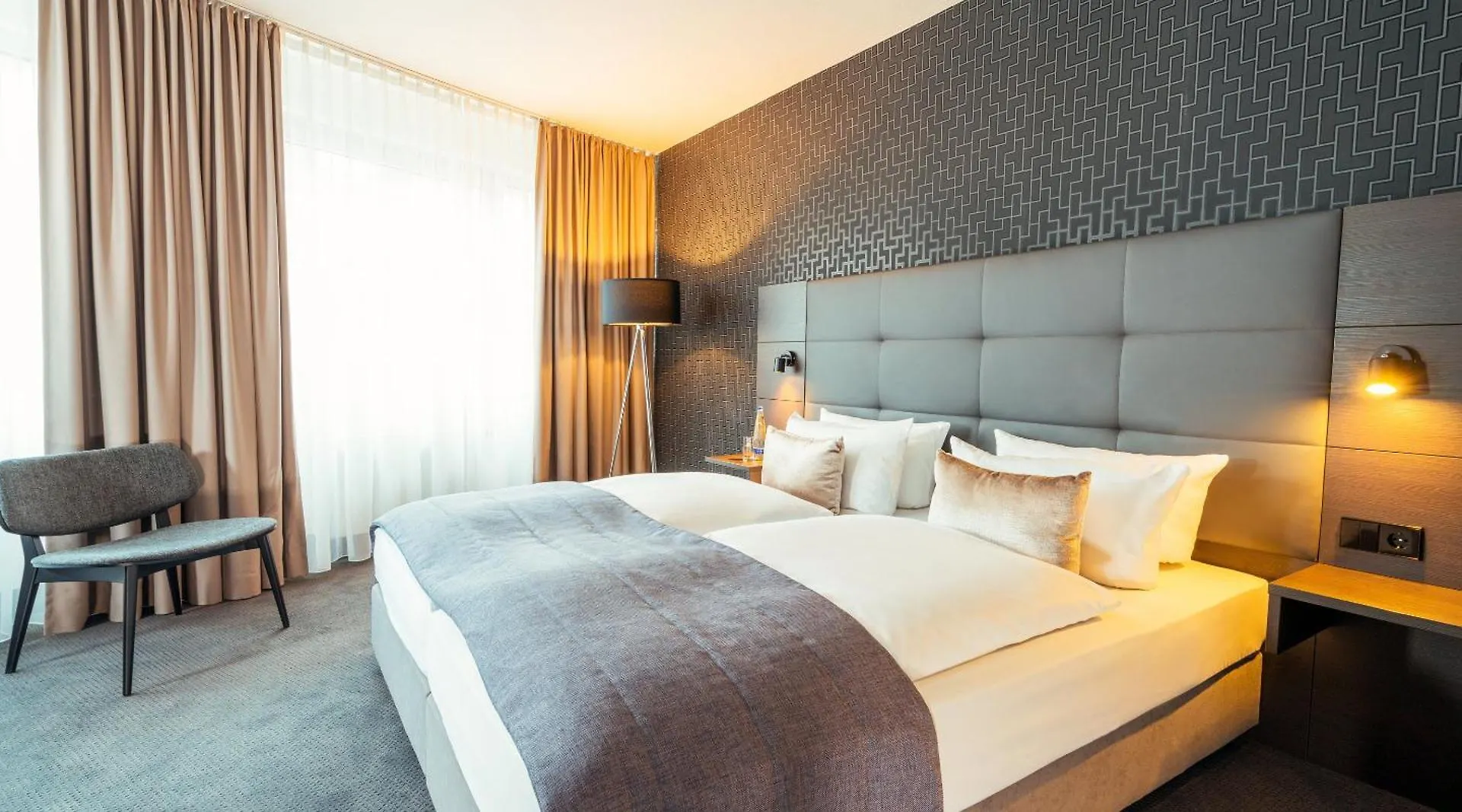 Victor'S Residenz-Hotel Berlin Tegel 3*,  Germany