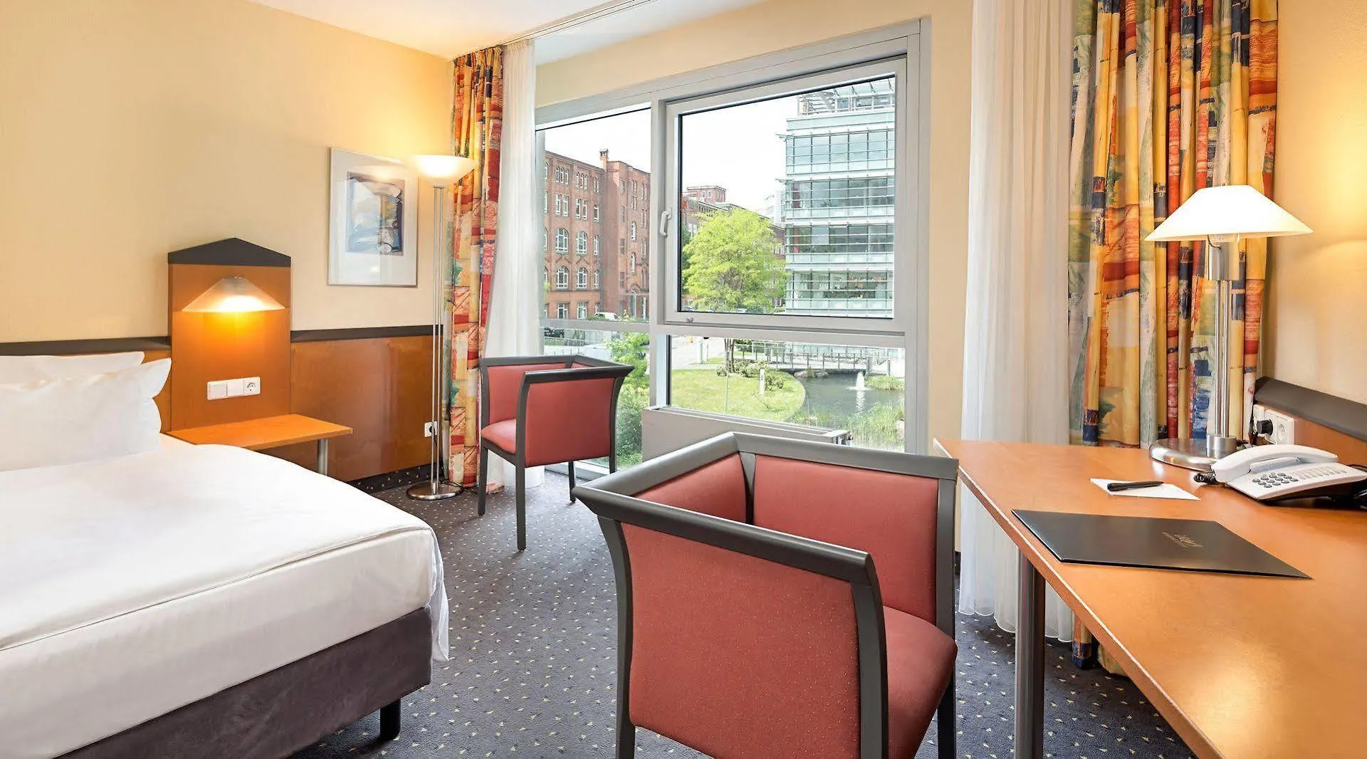 Victor'S Residenz-Hotel Berlin Tegel Hotel