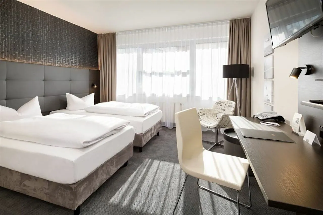 Victor'S Residenz-Hotel Berlin Tegel